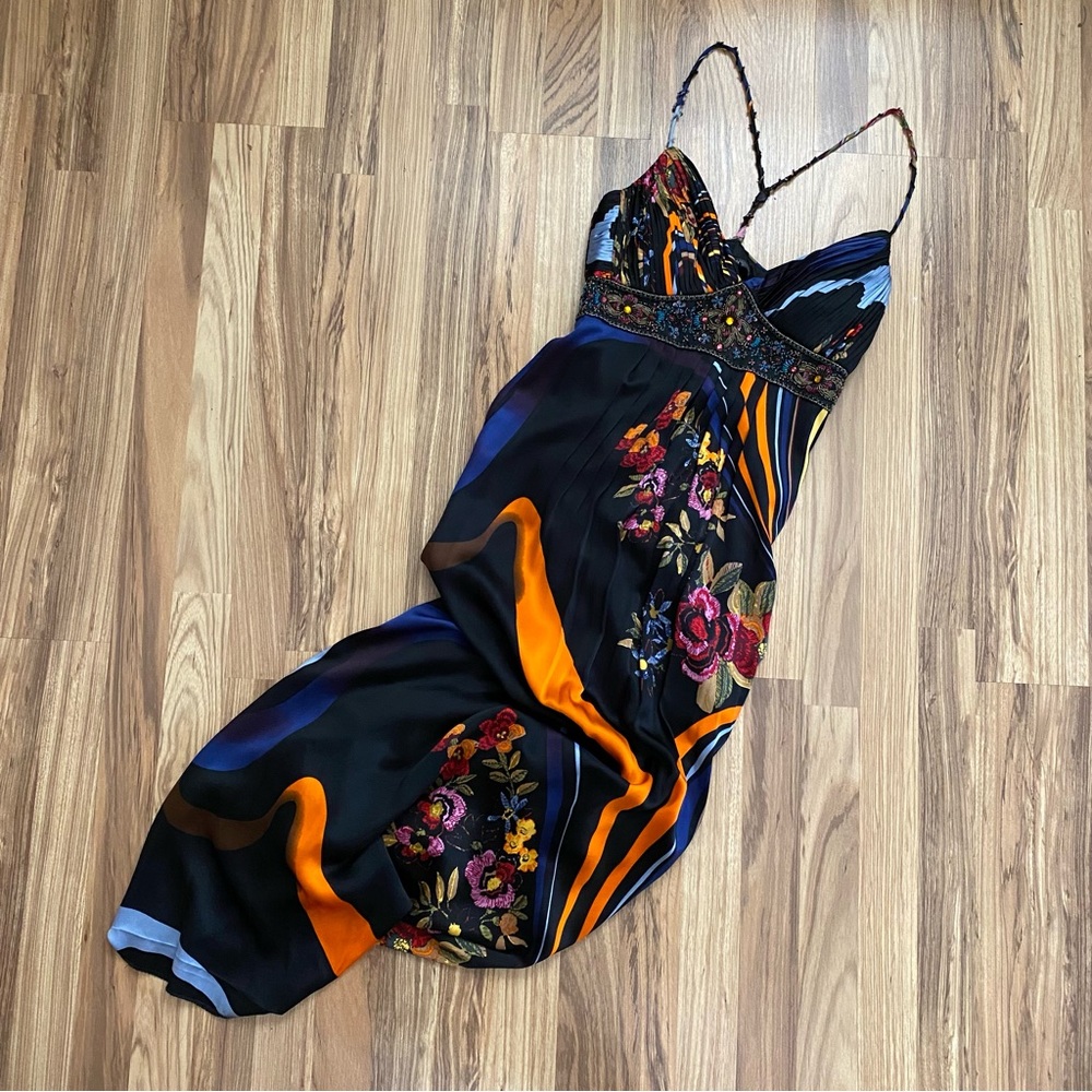Absolutely stunning silk dress